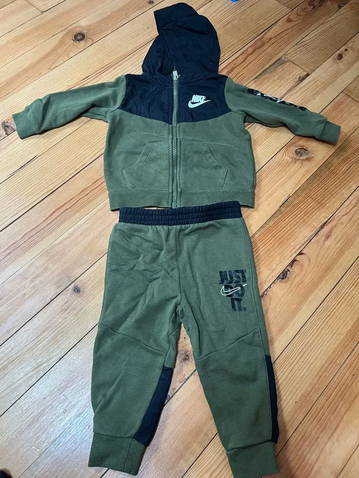 Ensemble de sport - Nike - 12 mois  | Beebs